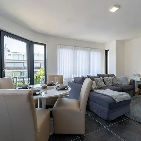 Apartamento Centrally Located The Corner By Interhome