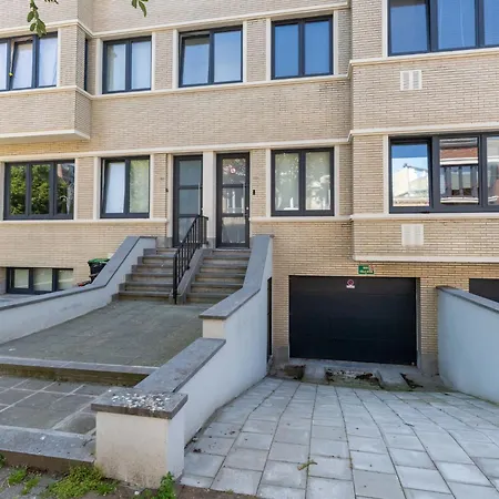 Centrally Located The Corner By Interhome